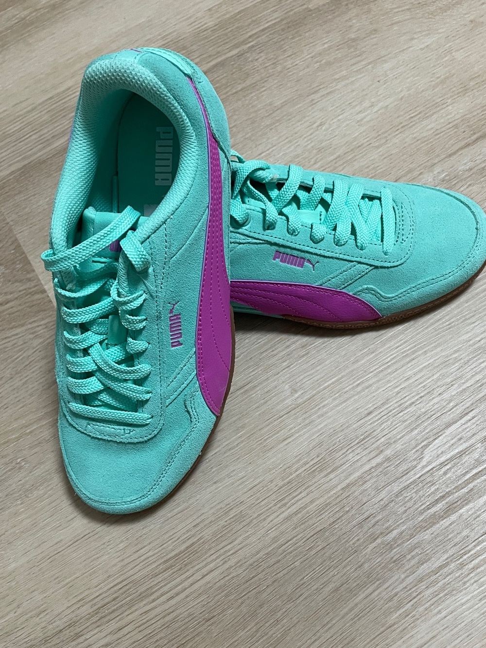 Puma Mint Green Sneakers with Pink Formstrip